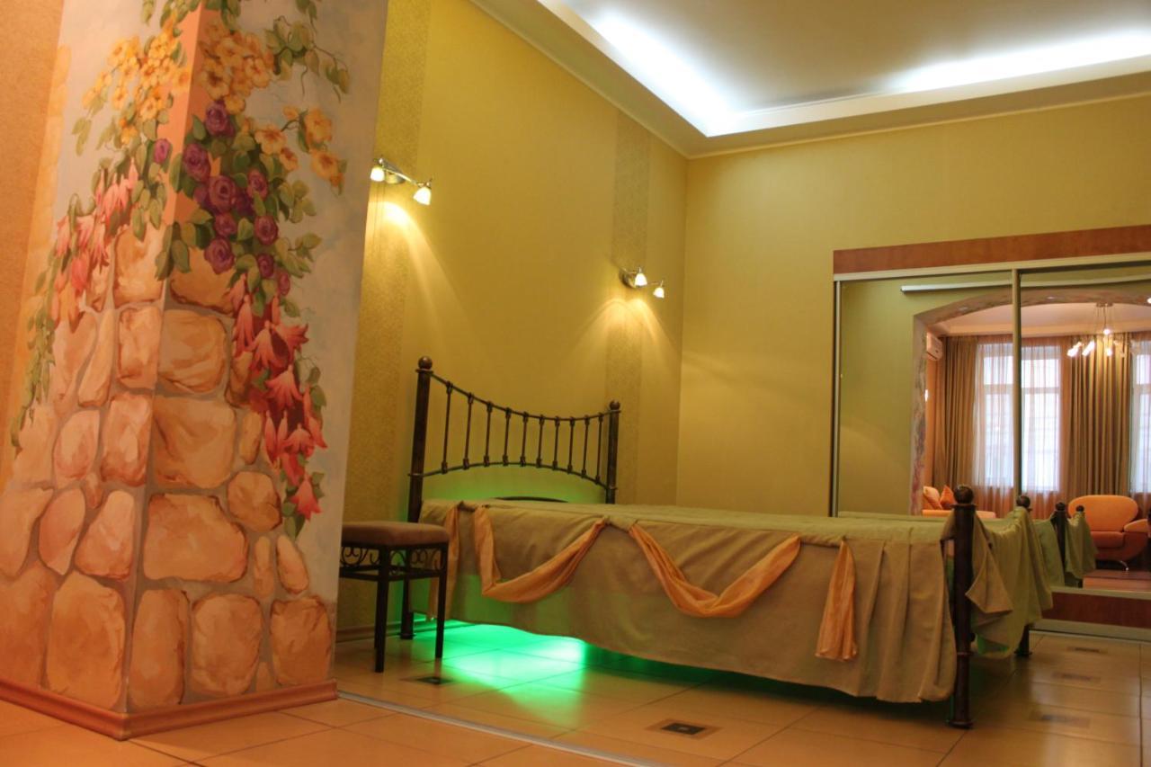 Apart-Hotel On Preobrajenskaya 24 オデッサ エクステリア 写真